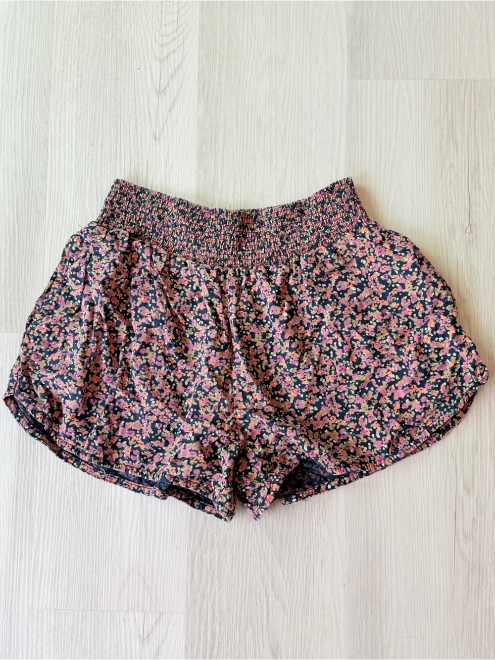 PrAna Floral Smocked Waist Women’s Shorts - Pink Floral